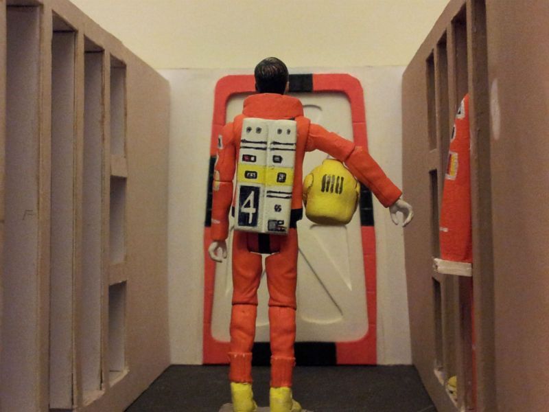 Spacesuit5_zps992b6c25.jpg