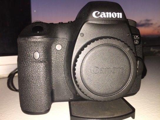 IMAGE: http://i1269.photobucket.com/albums/jj586/RIVALSVS/Canon6d.jpeg