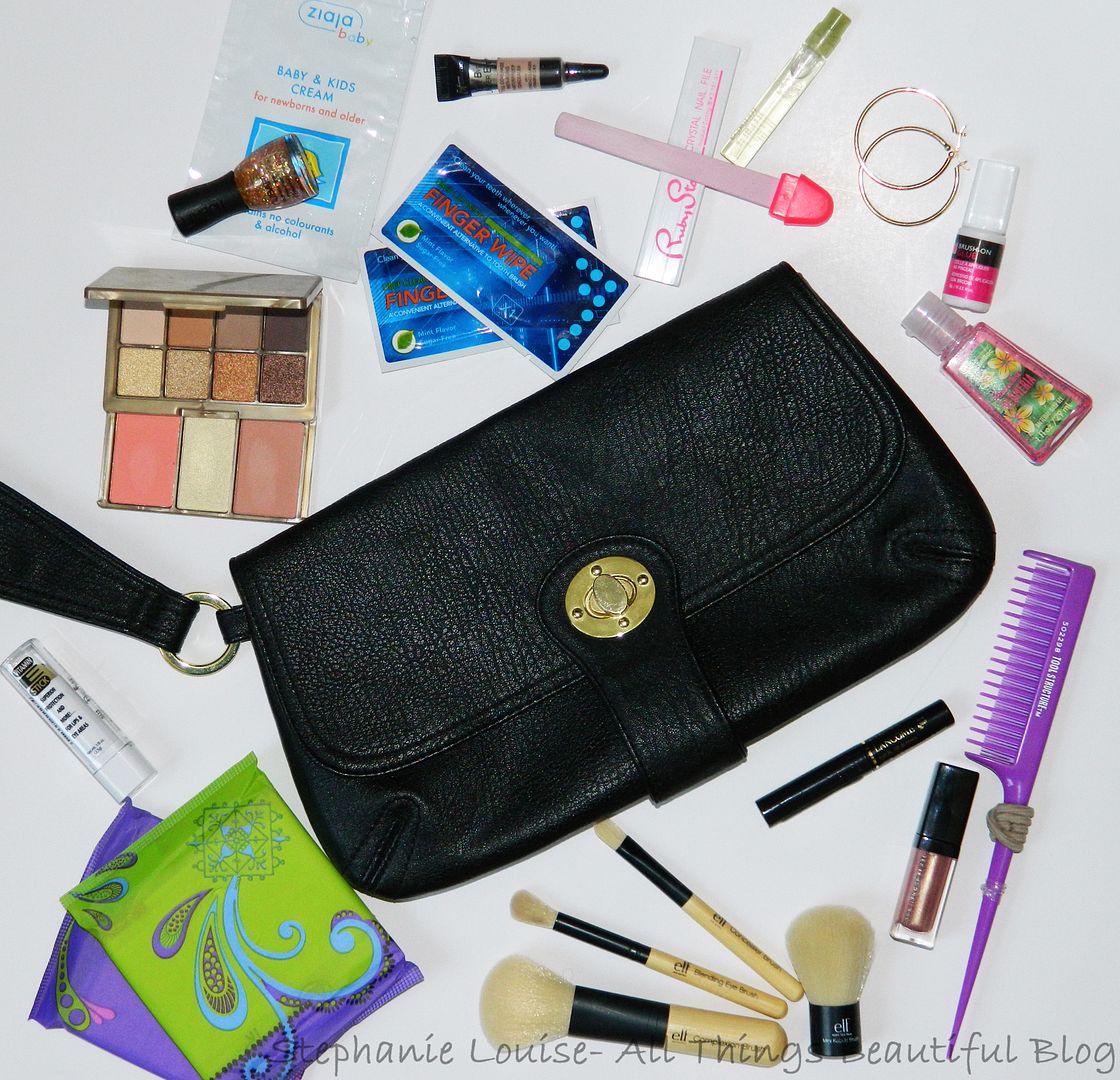 What's in my DIY Night Out Emergency Clutch? 