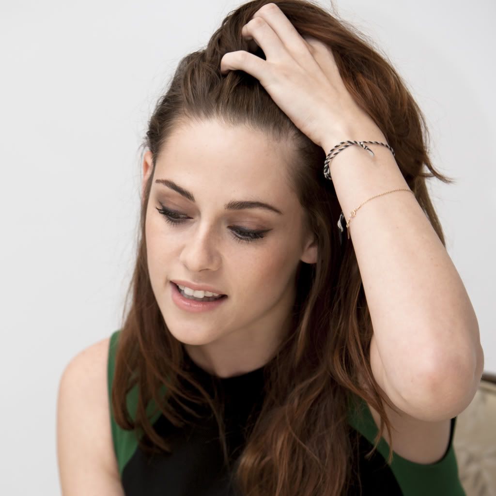 KSTEWARTFANS-11022012-1__4_.jpg