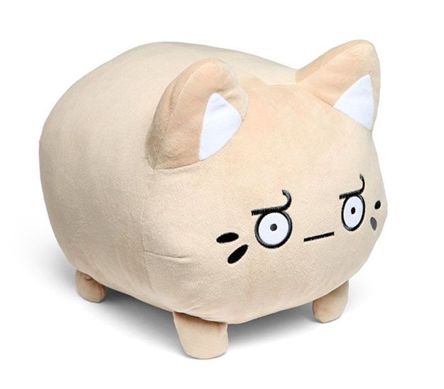 tasty peach studios giant meowchi