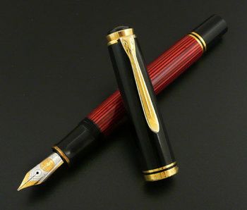 pelikan_souveran_m800_red_fountain_pen_2_resize_zps9965a6a4.jpg